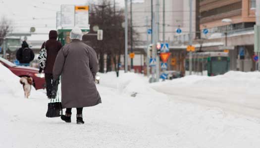 ”Gör det dyrt att låta äldre halka”