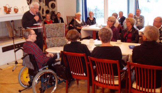 Fullsatt på Café Mötesplatsen