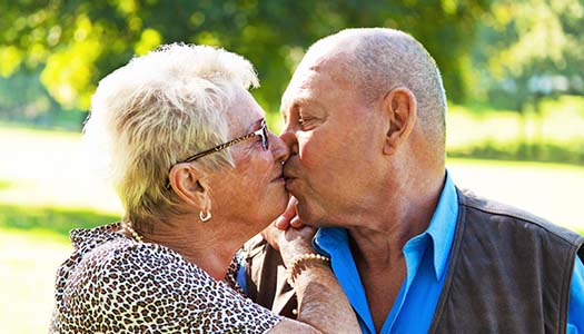 Seniorer söker kärleken på nätet