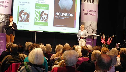 Anhöriga tog över kulturhuset