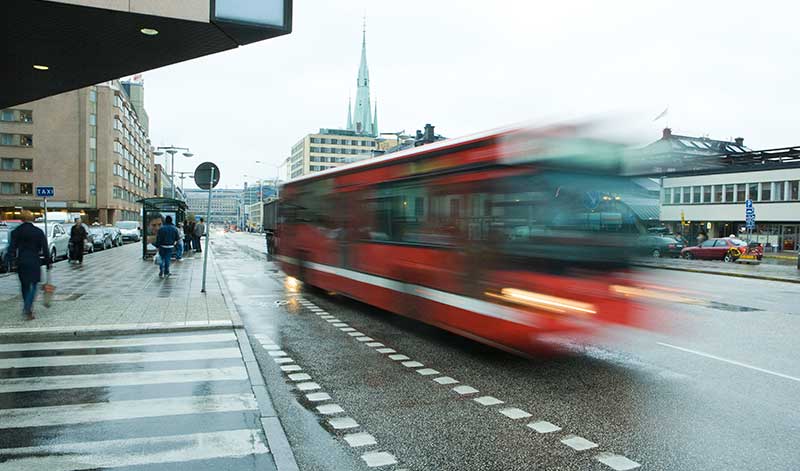 Pensionärer reser dyrare i huvudstaden