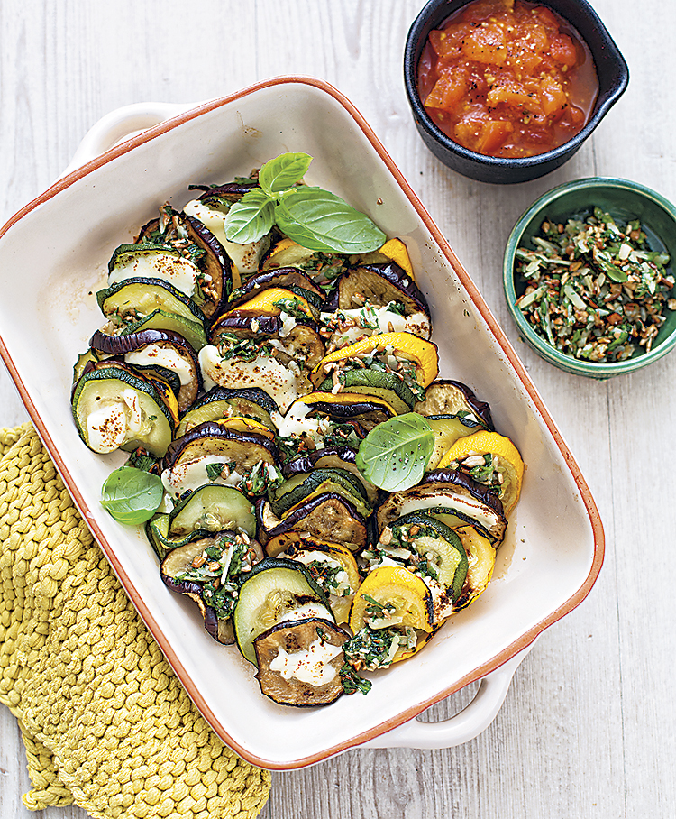 Aubergine och zucchini med pesto