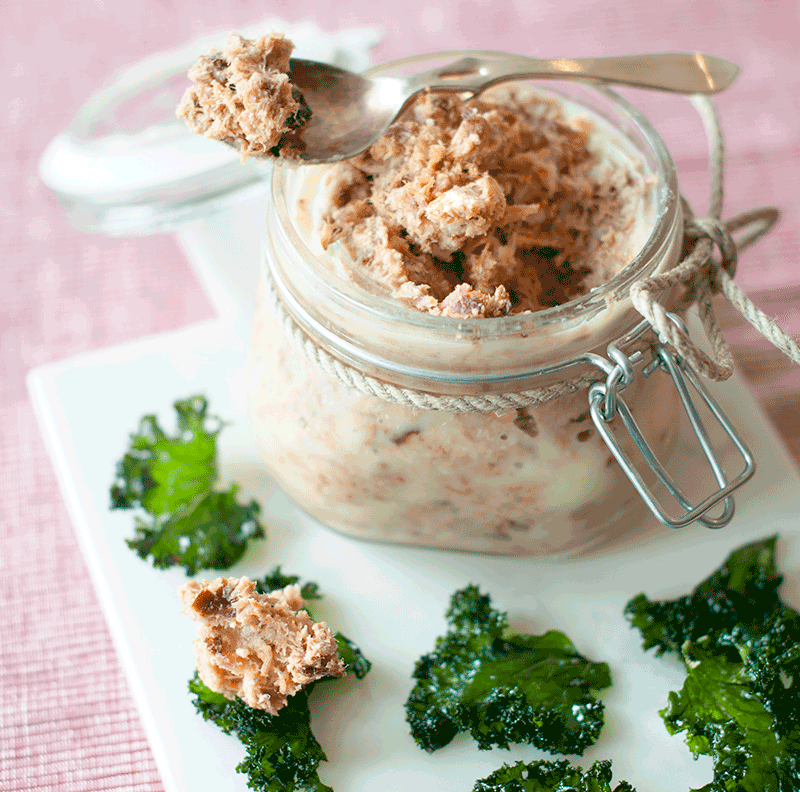 Rillette med grönkålschips