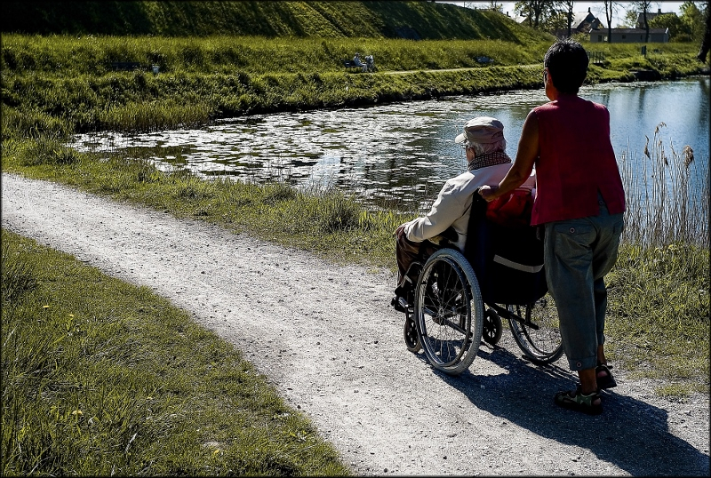 Hemtjänsten: Kommuner förbjuder utländsk personal