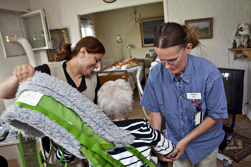 Brister+p%C3%A5+nio+av+tio+arbetsplatser+inom+%C3%A4ldreomsorgen