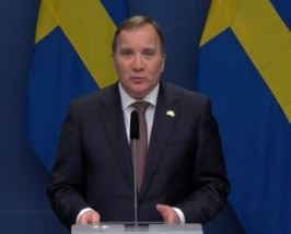 Stefan Löfven: Max åtta personer får fira jul ihop