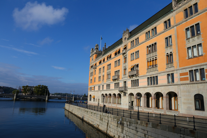 ”Behov av miljarder får inte gömmas i utredningar”