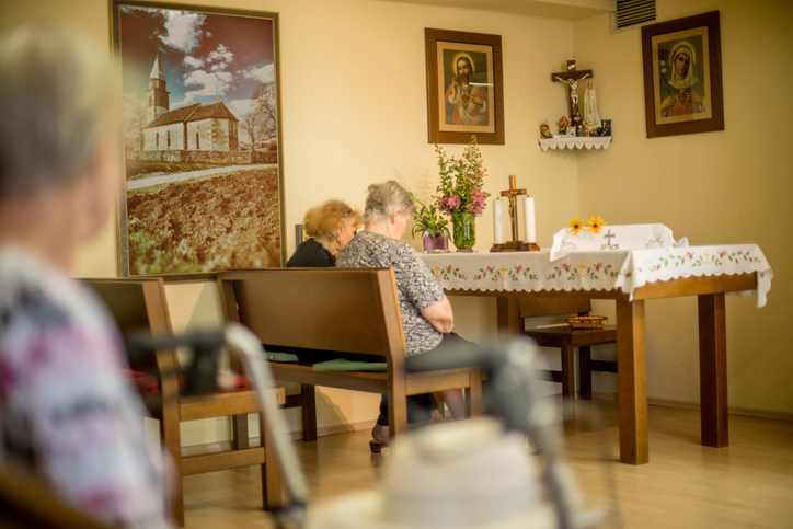 Personal struntade i att ge brev till döende pappa