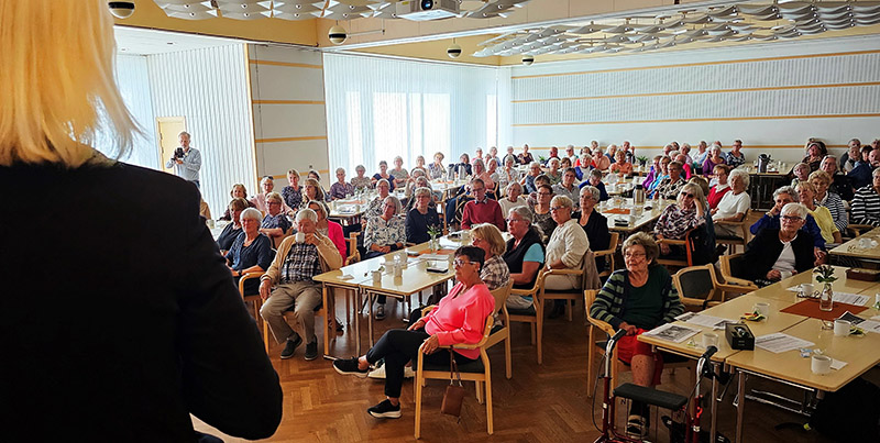 Nästan fullsatt vid höstens första medlemsträff