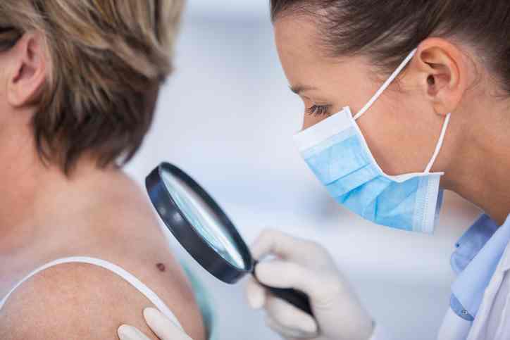Bättre överlevnad för patienter med malignt melanom