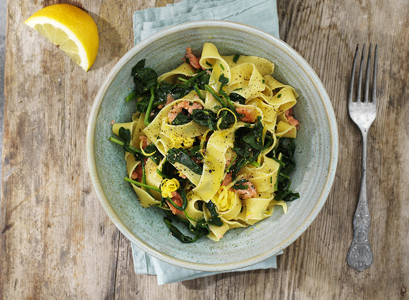 Pappardelle al salmone affumicato e spinaci