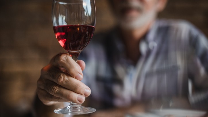 Riskabla alkoholvanor hos många äldre
