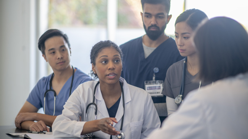 Det här behövs för att lyfta omsorgen