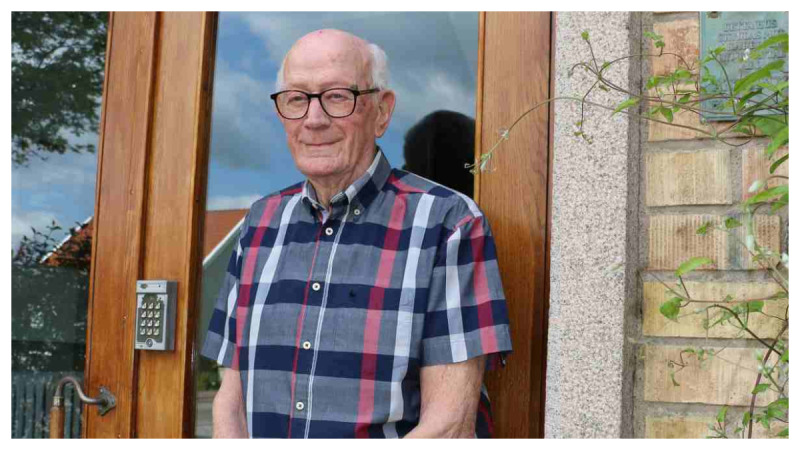 Nöjd med att åldras ensam