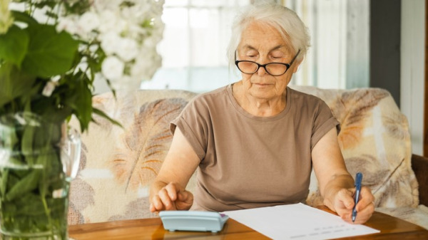 Ljusare 2026 men pensionärer får minst