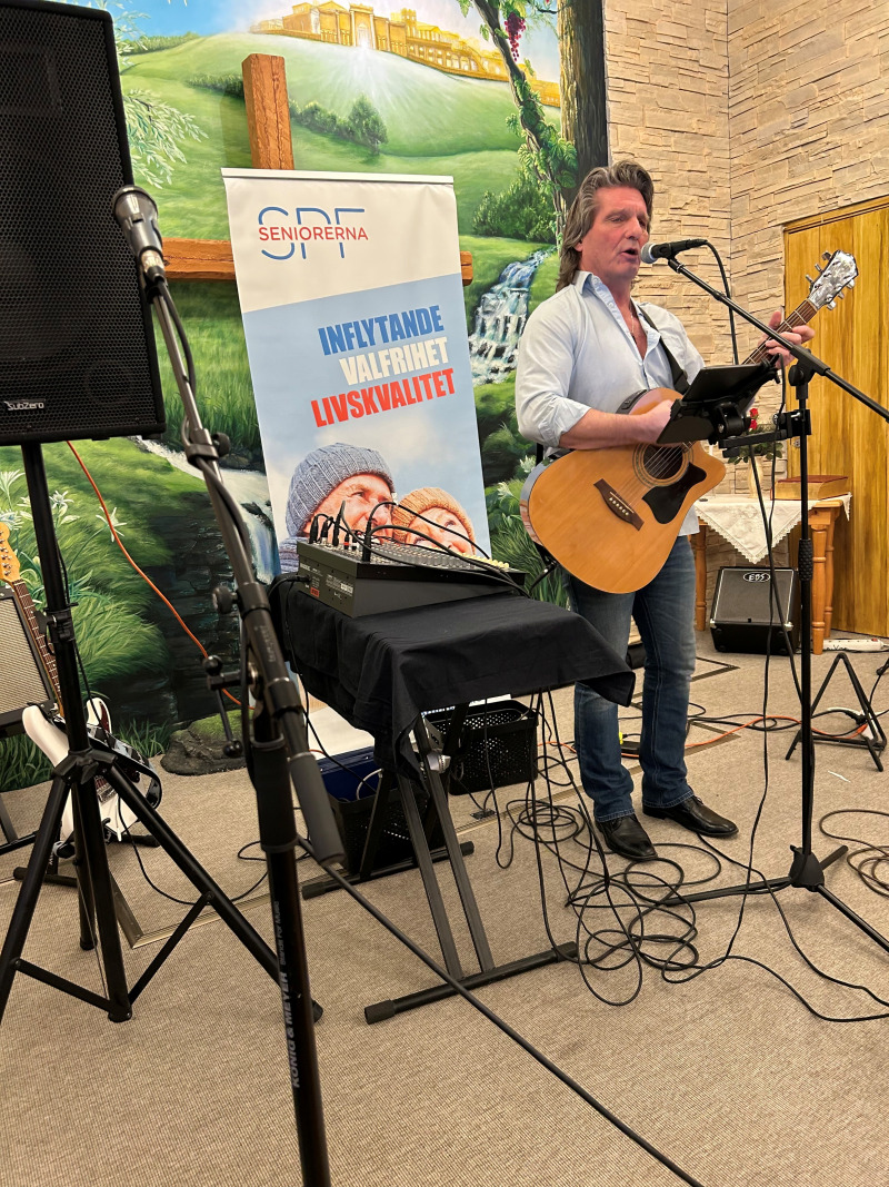 Baluns i Bjurholm med boogie och blondin