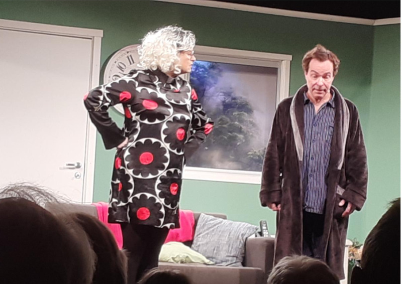 Traditionsenlig teaterresa till Ö-vik